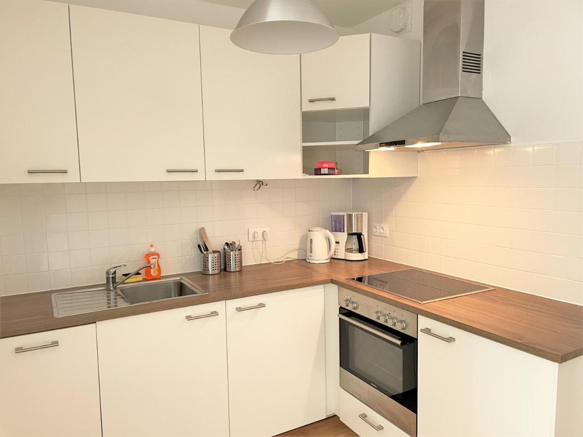 Holiday Suites Sankt Martin Klagenfurt am Woerthersee Bagian luar foto