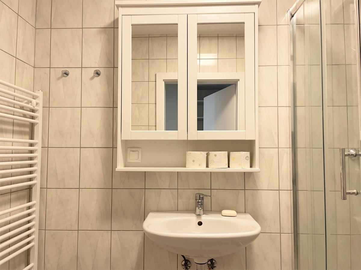 Holiday Suites Sankt Martin Klagenfurt am Woerthersee Bagian luar foto